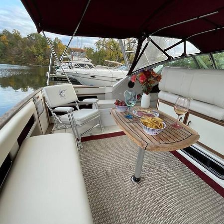 Private Yacht On Catskill Creek Eksteriør billede