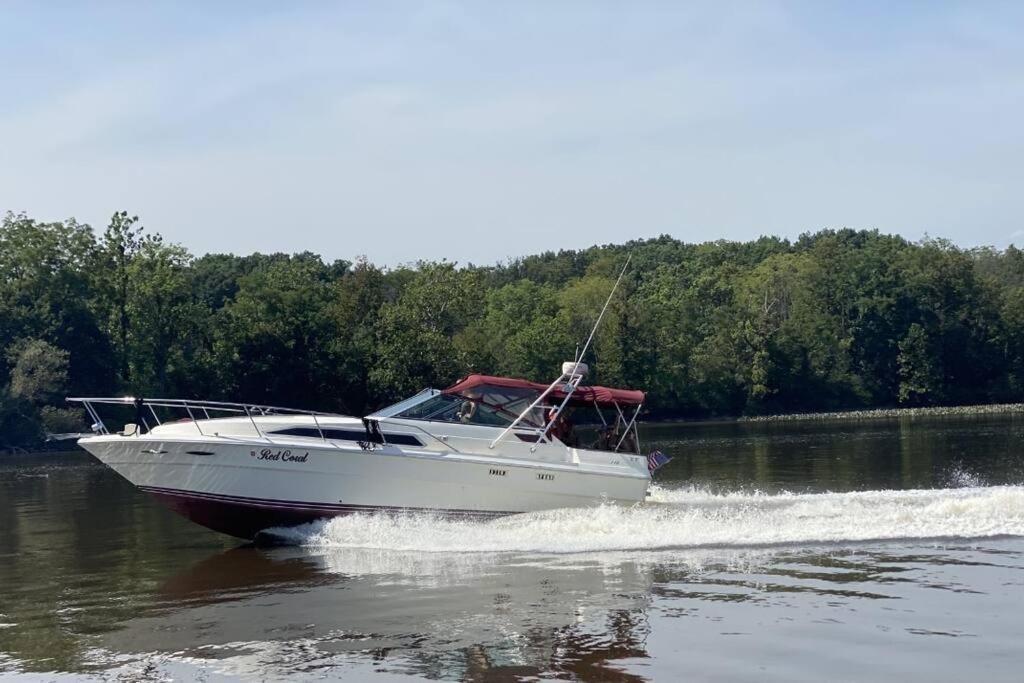 Private Yacht On Catskill Creek Eksteriør billede